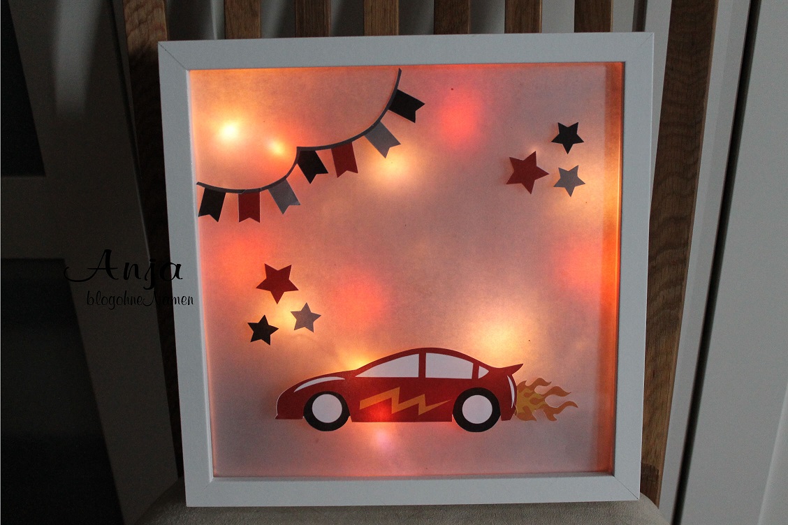 Plotter-Anleitung: 3D Bilderrahmen mehrfarbig bekleben – V2