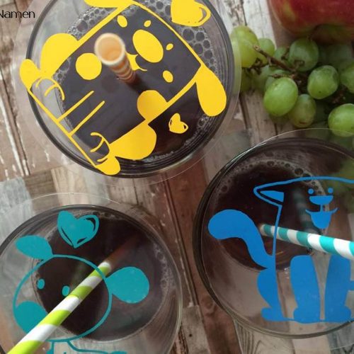 4 Glasabdeckung mit Strohhalm aus Folie