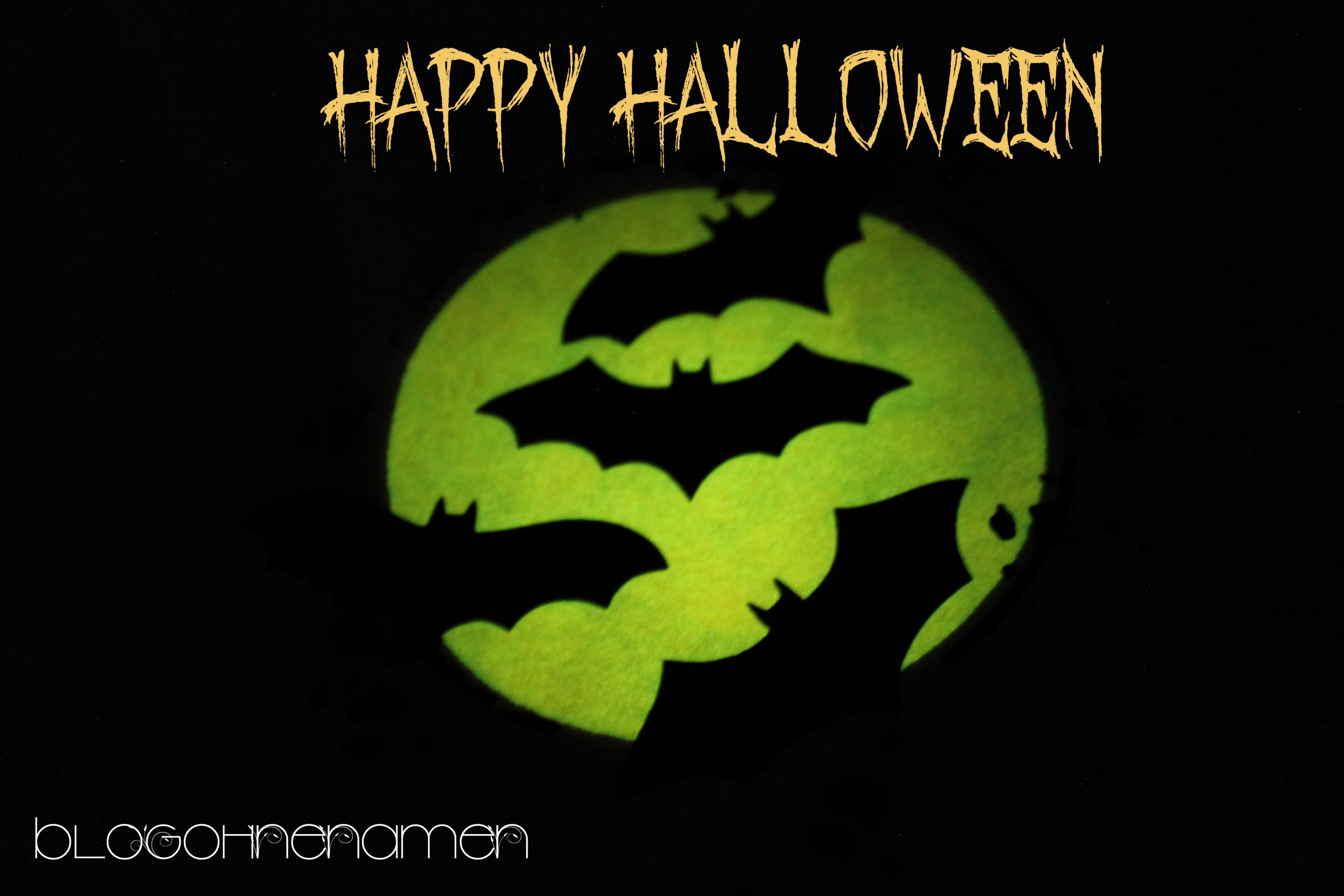 Halloween Shirt mit Glow in the Dark Textilfarbe