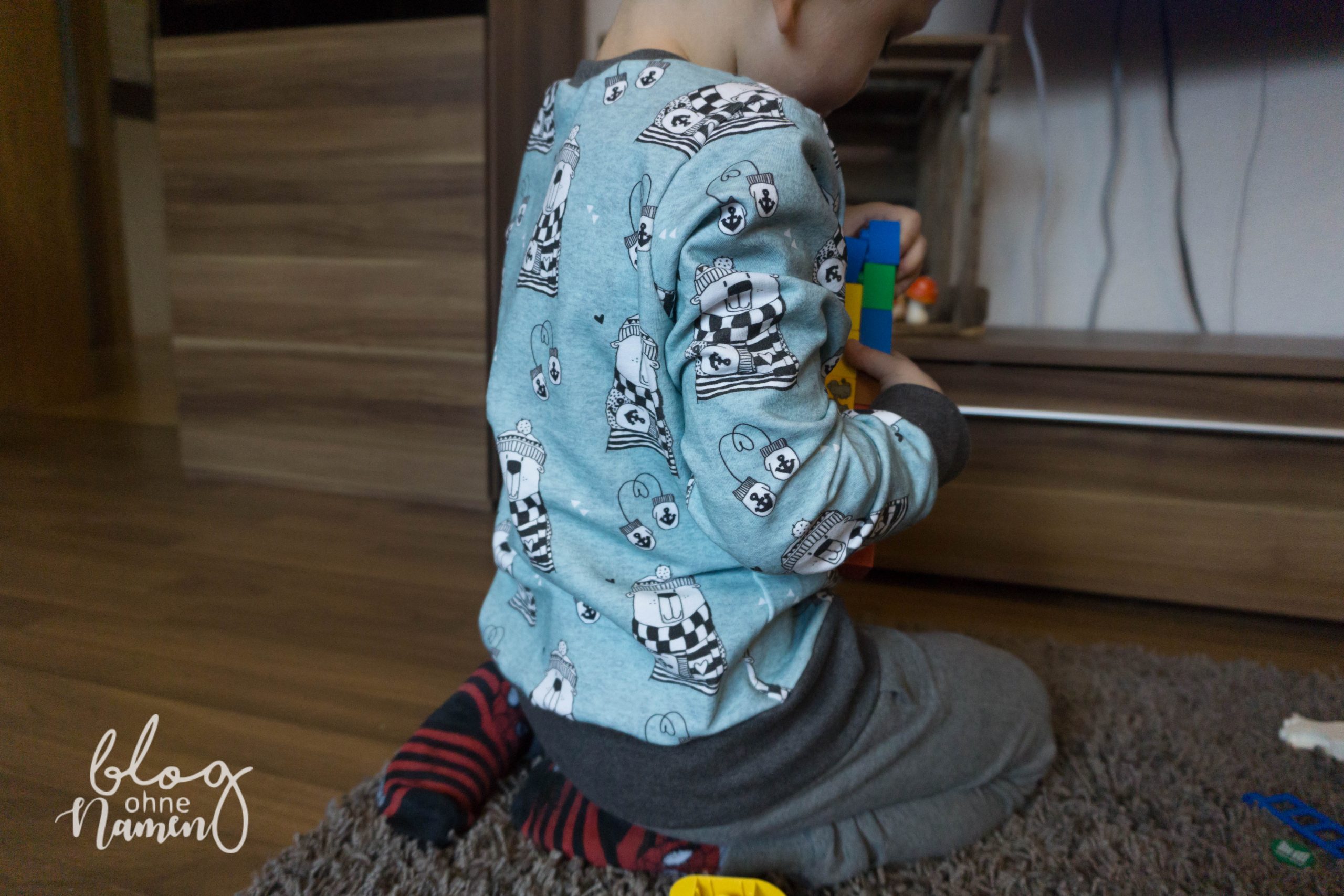 Kinderpullover und Hose nach Klimperklein aus Jersey