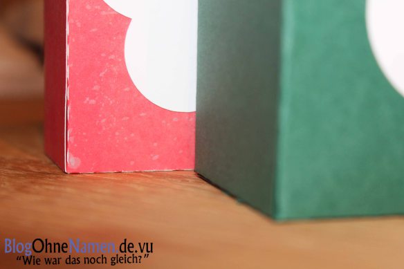 Vergleich zwischen geschnittenen und angeritzten Falzlinien